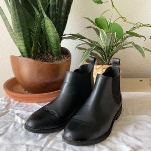H&M black chelsea boots